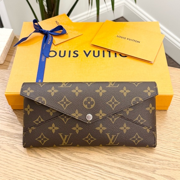 LOUIS VUITTON 2024 Monogram Canvas Kirigami Organizer in Pondichery Pink - Picture 1 of 16